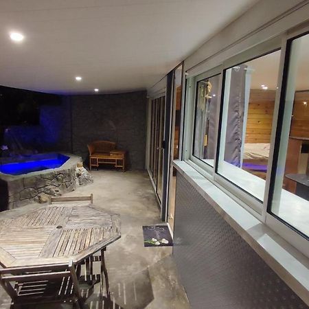 Sunset Sapphire Villa Case-Pilote Luaran gambar